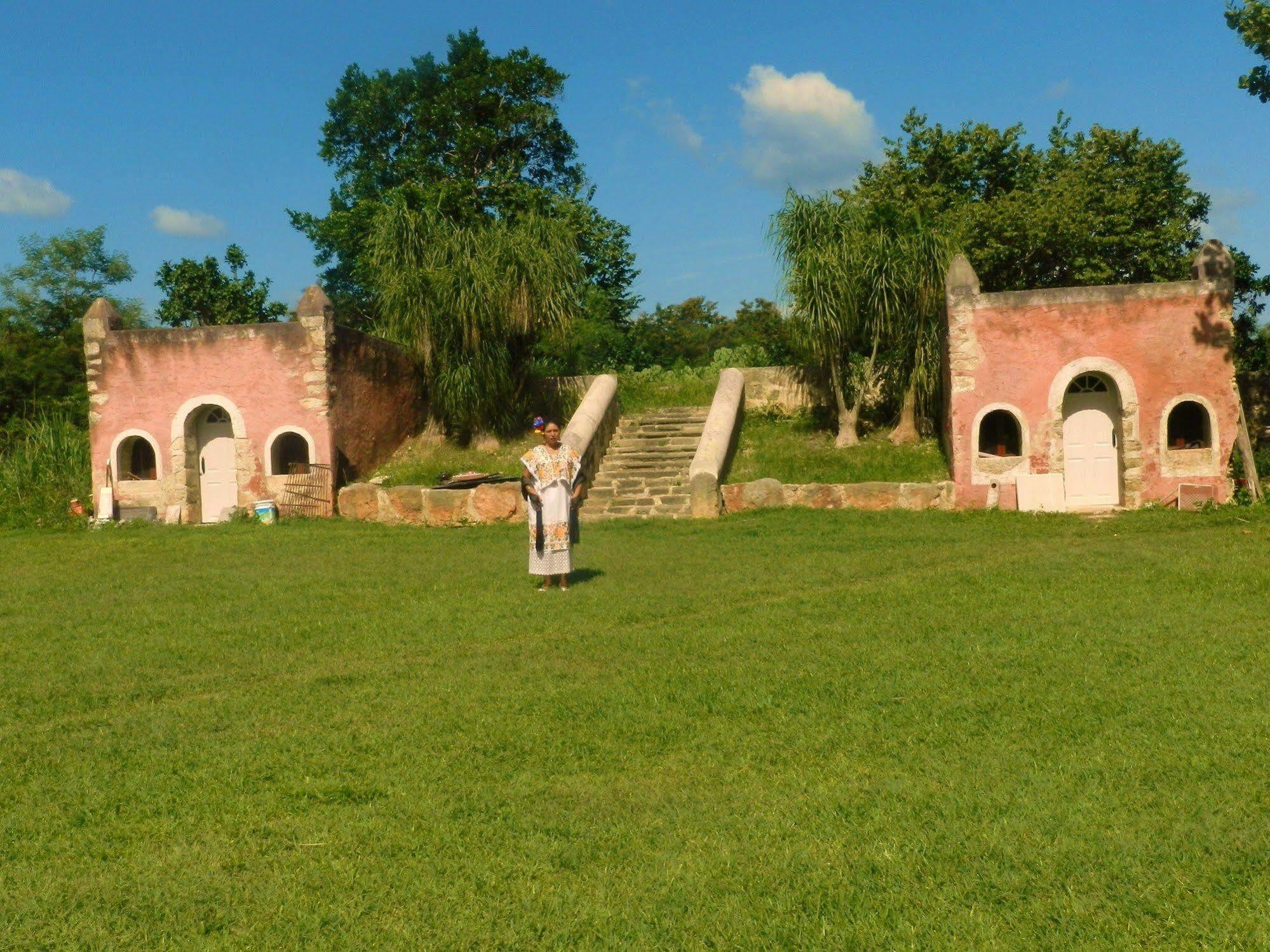 Hacienda Tepich Hotel Luaran gambar